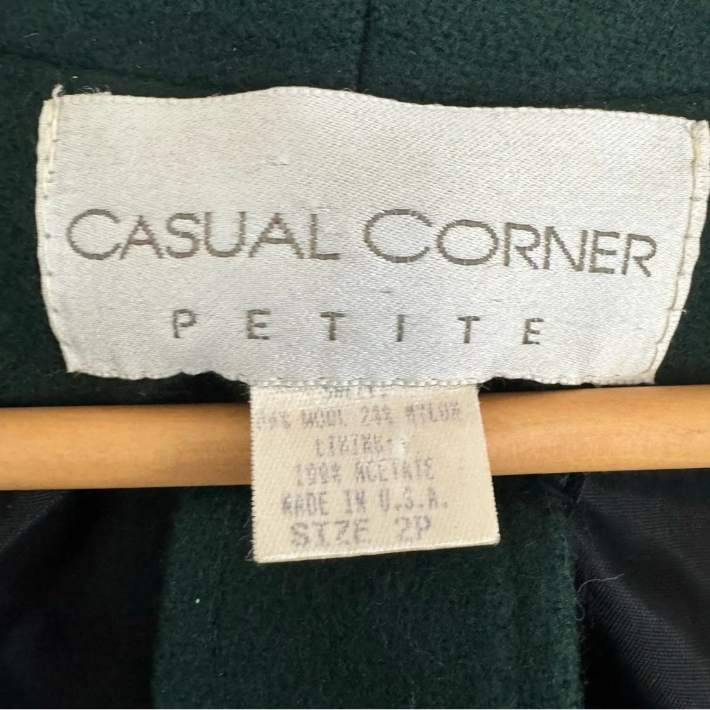 Casual Corner VTG Wool blend coat in green Size: 2P - Picture 4 of 4